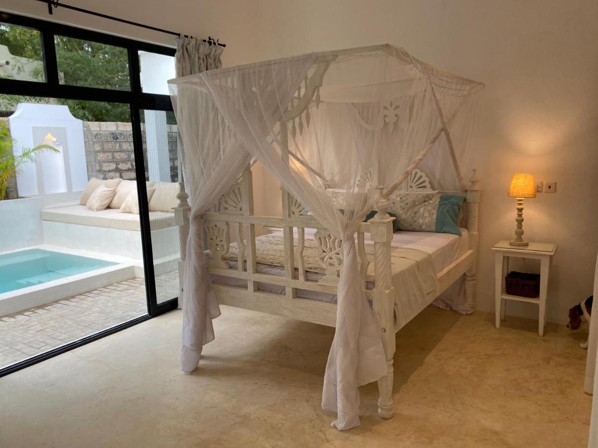 Nyumba Nyekundu Villa Watamu Exterior photo